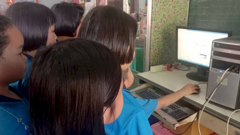 ขอสนับสนุนคอมพิวเตอร์ในการจัดการศึกษา เพื่อเด็กๆ มีโอกาสพัฒนาสู่ศตวรรษที่ 21