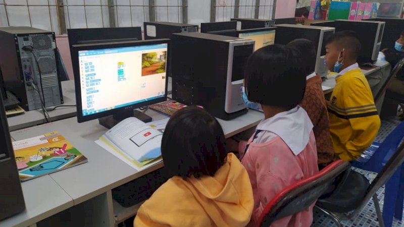 โครงการคอมพิวเตอร์โน้ตบุ๊กเพื่อการศึกษา NOTEBOOK FOR EDUCATION